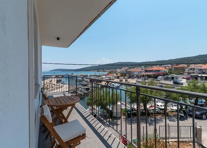 Marela Apartament Slatine